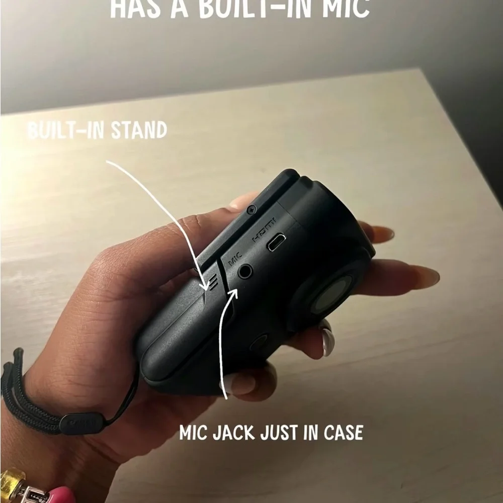 Canon Black Vlogging Camera with Flip Screen